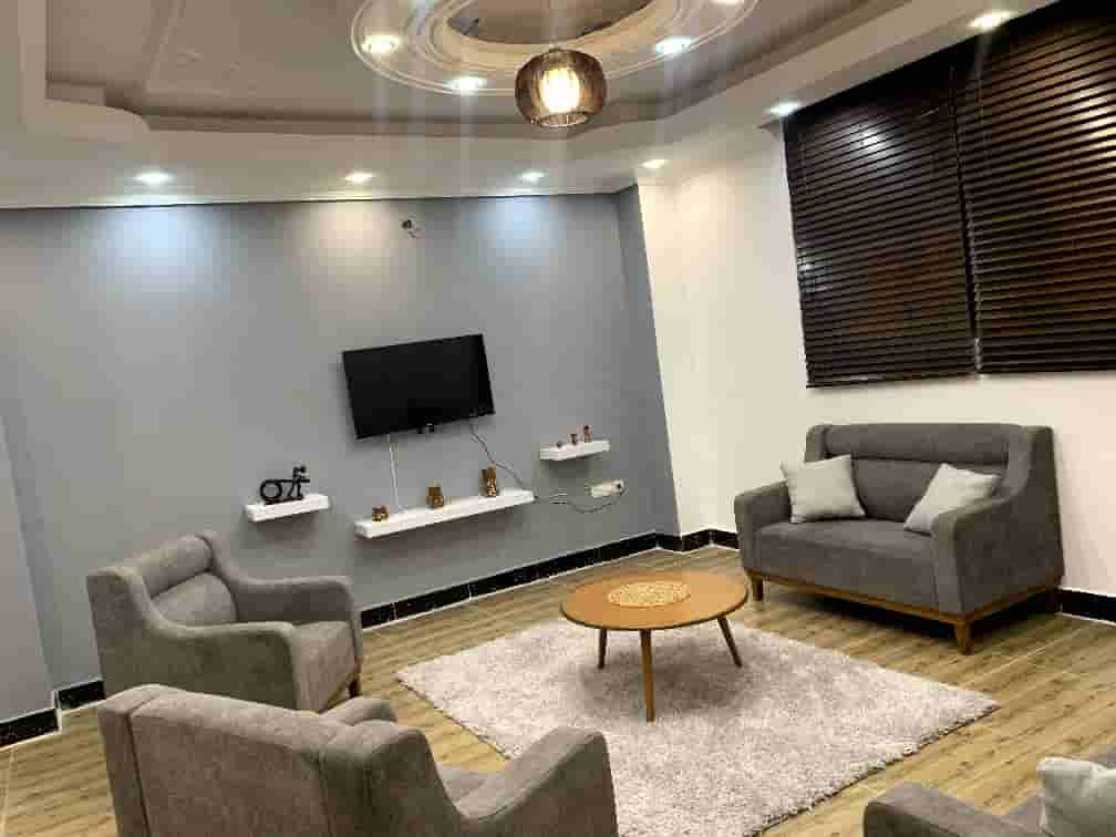 اجاره آپارتمان دو خوابه طبقه ی سوم نزدیک ساحل در قشم - طبقه سوم