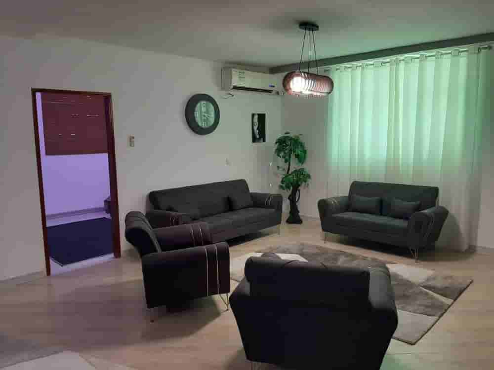 اجاره آپارتمان نزدیک ساحل در قشم - دو خوابه طبقه اول