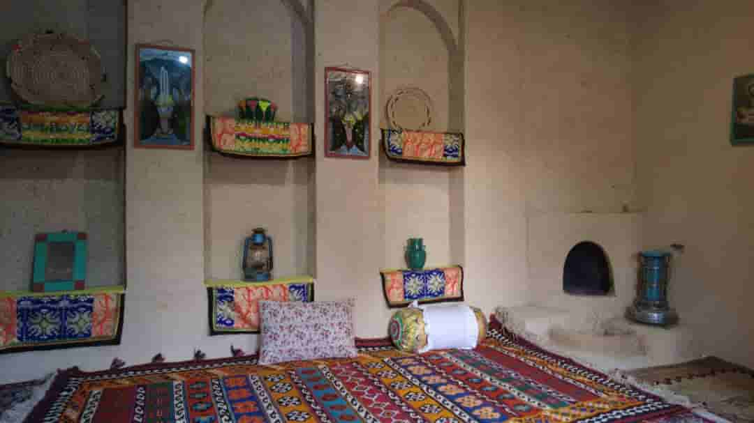 اتاق سنتی در بهرباغ جم - دی خالو