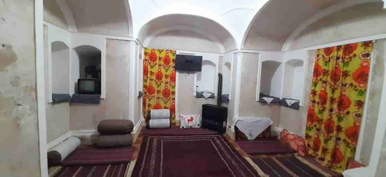 اقامتگاه بومگردی در روستا بیهود قائن - 15 متری