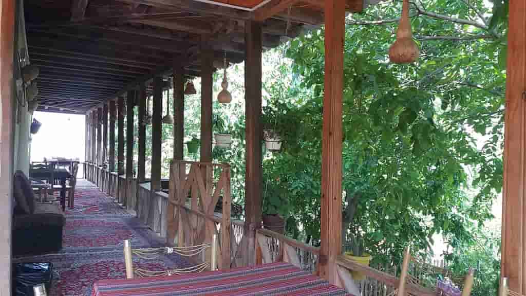 اجاره خانه سنتی در روستای فینسک شهمیرزاد - پاییز