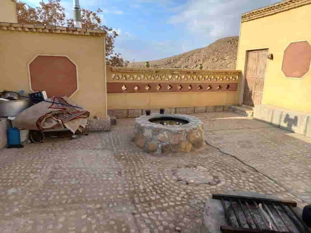 اجاره اتاق سنتی در آبگرم خورو بیابانک - اتاق 6