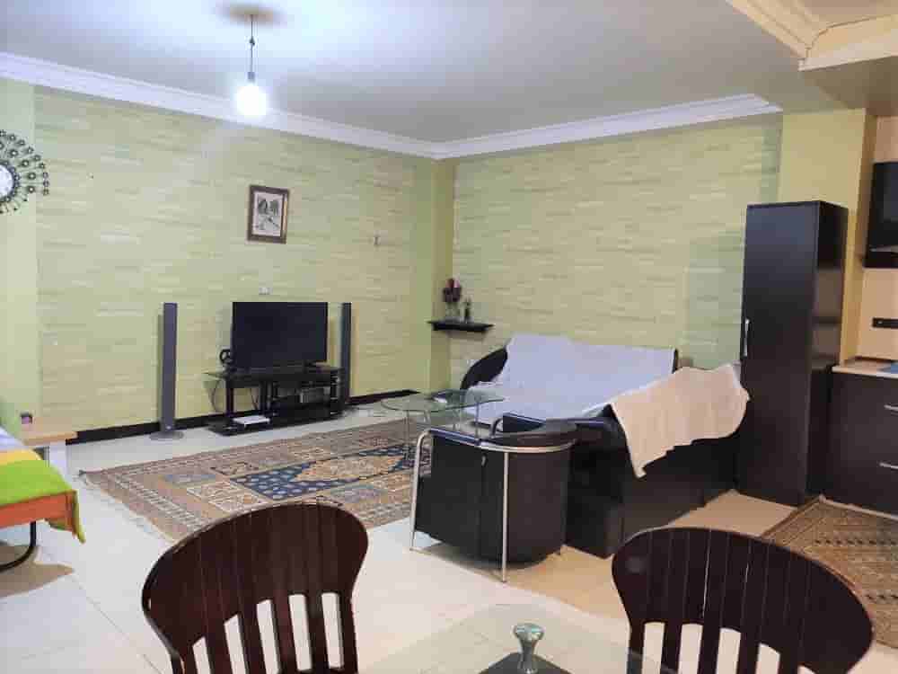 اجاره آپارتمان یک خوابه 85 متری نزدیک ساحل در گلشهر بندر عباس - طبقه 1
