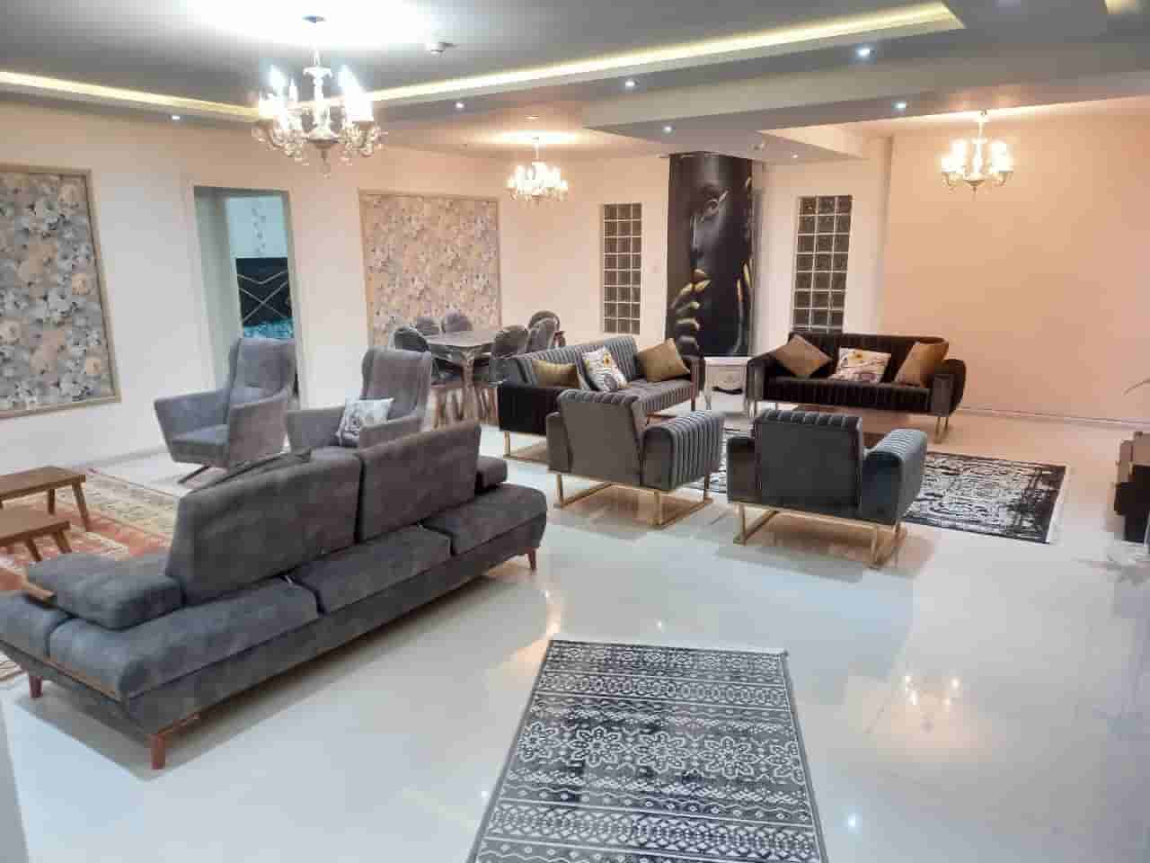 اجاره آپارتمان مبله در وکیل آباد فکوری-دوخوابه همکف