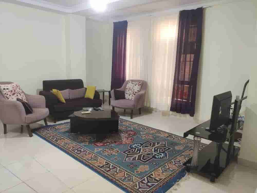 اجاره آپارتمان یک خوابه 75 متری در خیابان آزادگان بندر عباس-طبقه2