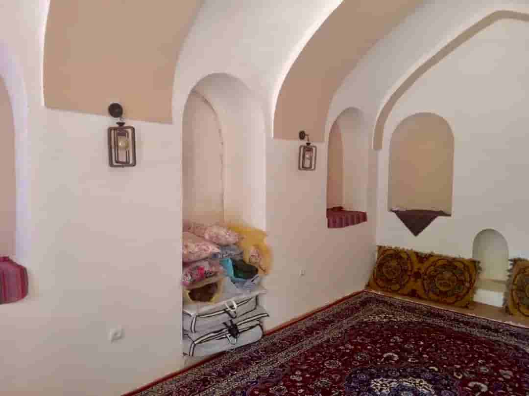 اجاره اتاق سنتی در هاشم آباد دره شهر - 3