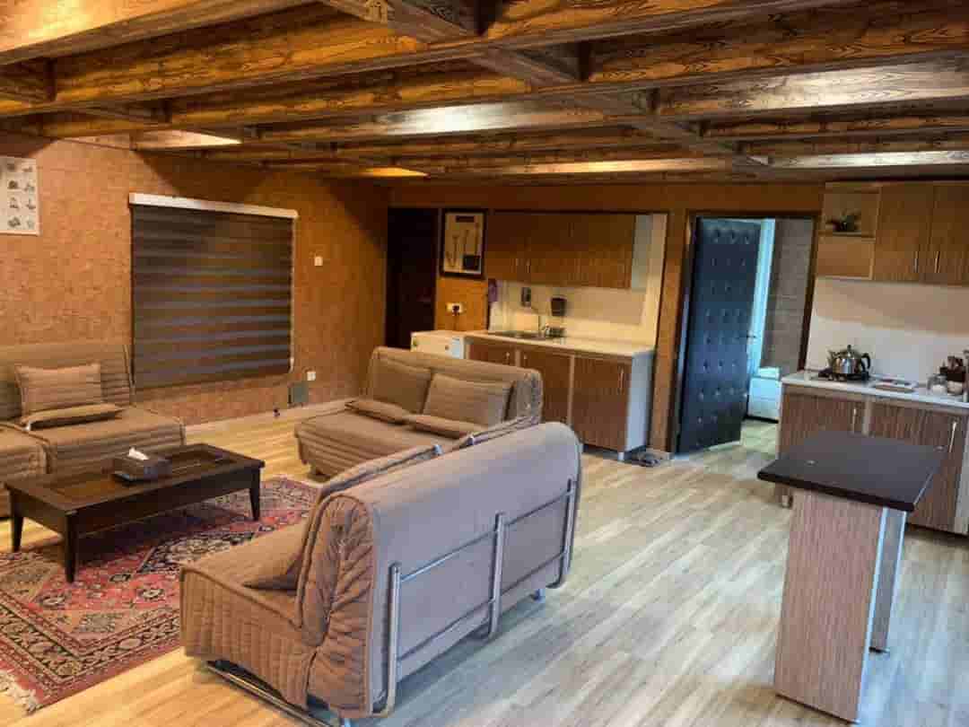 کلبه چوبی جکوزی دار در گنج نامه همدان - VIP