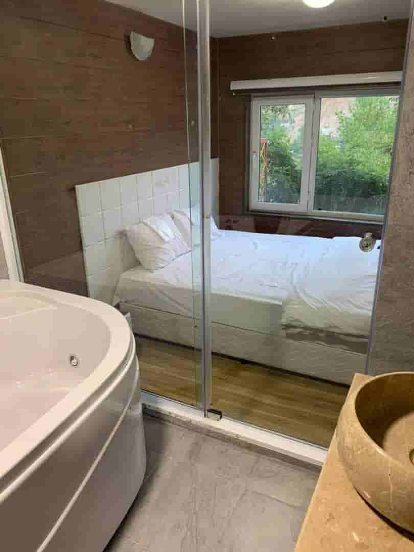 کلبه چوبی جکوزی دار در گنج نامه همدان - VIP