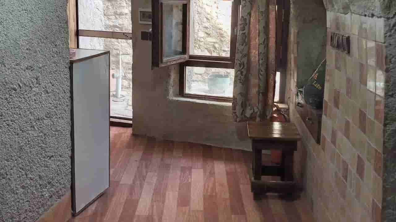 اجاره منزل صخره ای در روستا کندوان اسکو