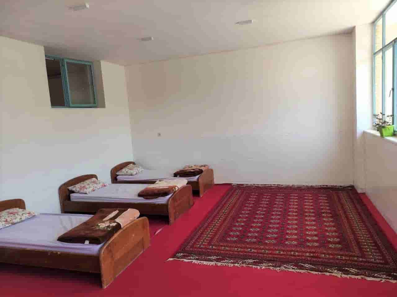 اجاره اتاق ۳ تخته در شهر ونک سمیرم - 30متر