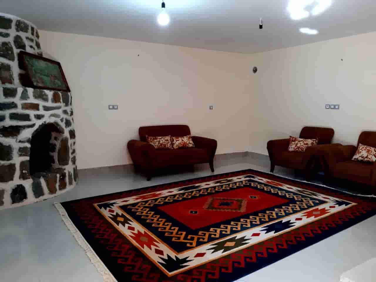 اجاره ویلا در کمهر سپیدان - تک خواب80 متری