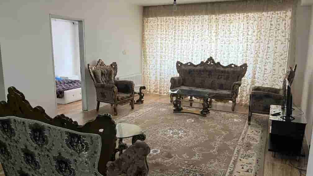 اجاره آپارتمان مبله در کوی نصر - طبقه سوم