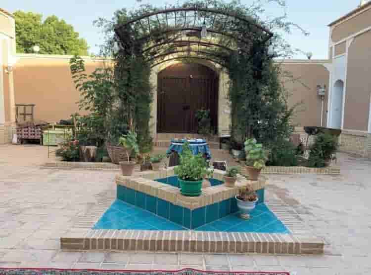 اجاره اتاق در میدان آزادی - 1