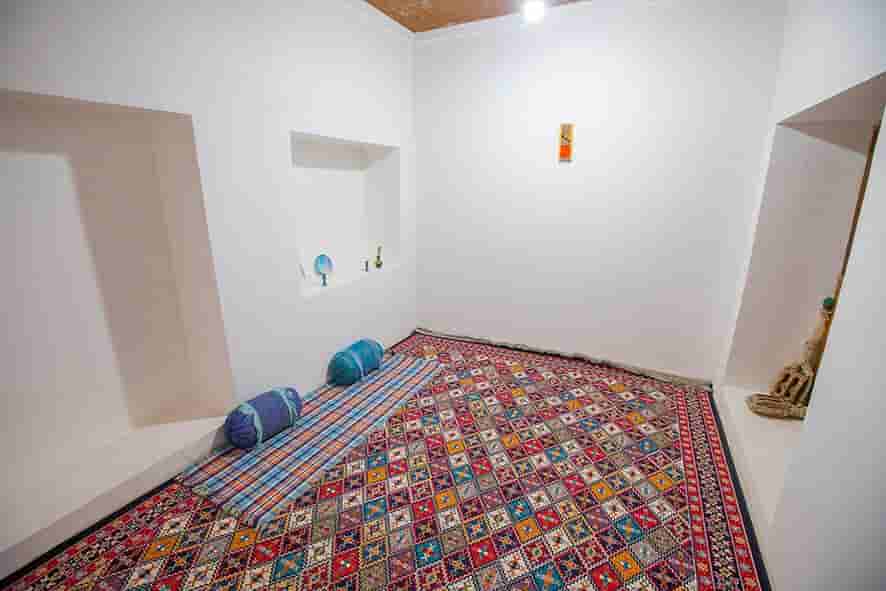 اجاره اتاق بومگردی در بندر رستمی - جاشو