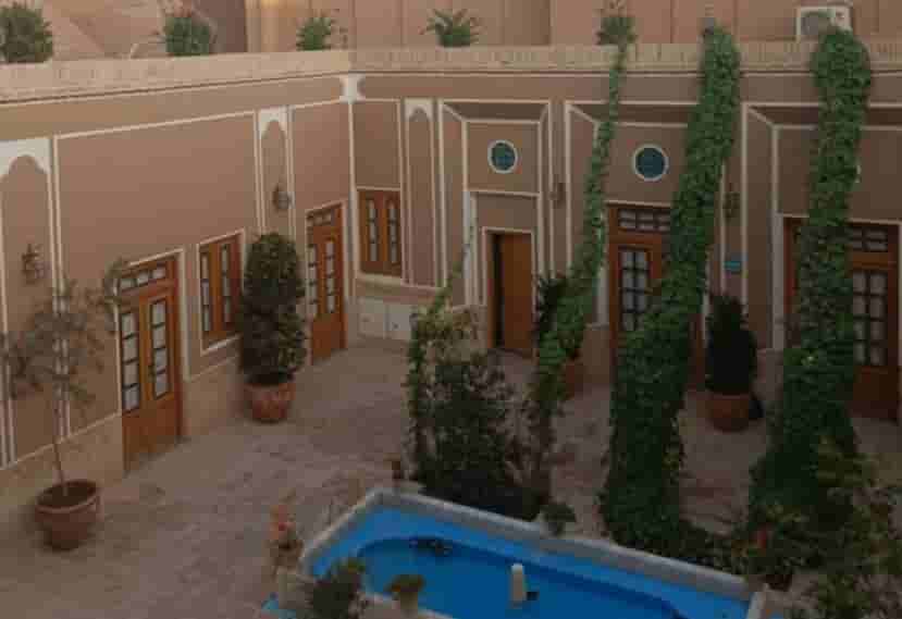 اجاره اتاق در خیابان گلسرخ - عشق
