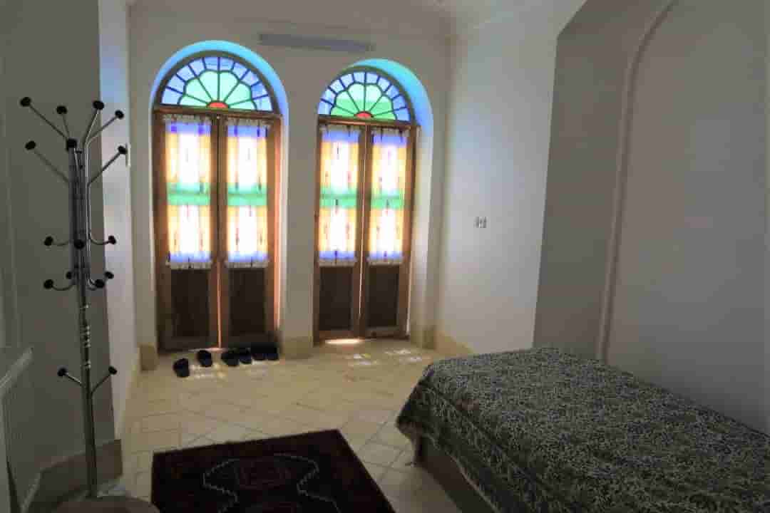 اجاره اتاق در خیابان فاضل نراقی کاشان - سه تخته