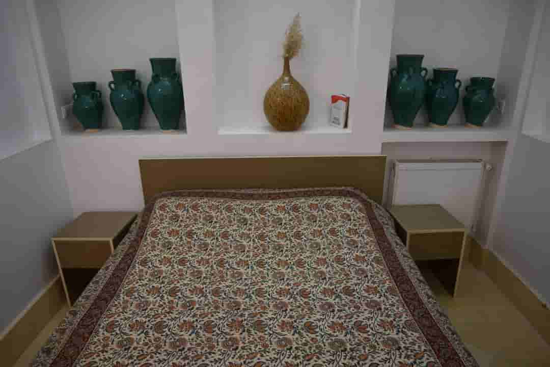 اجاره اتاق در خیابان فاضل نراقی کاشان - چهار تخته شاهنشین 