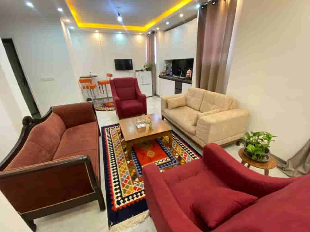 اجاره منزل مبله تکخواب در خیابان آزادگان - طبقه دوم