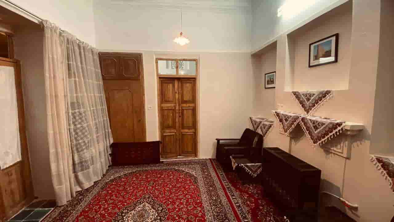 اجاره اتاق در روستای قمبوان - سارا