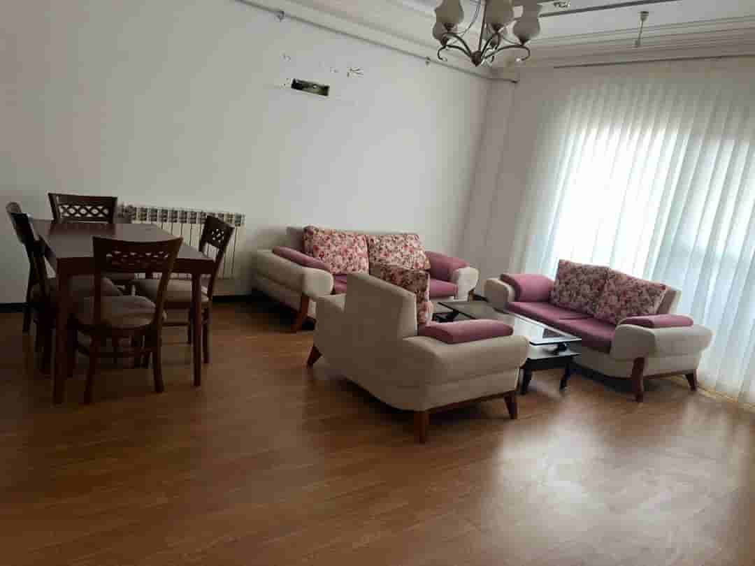 اجاره آپارتمان مبله در خیابان امام خمینی بندر کاووس-دو خوابه طبقه اول80 متری