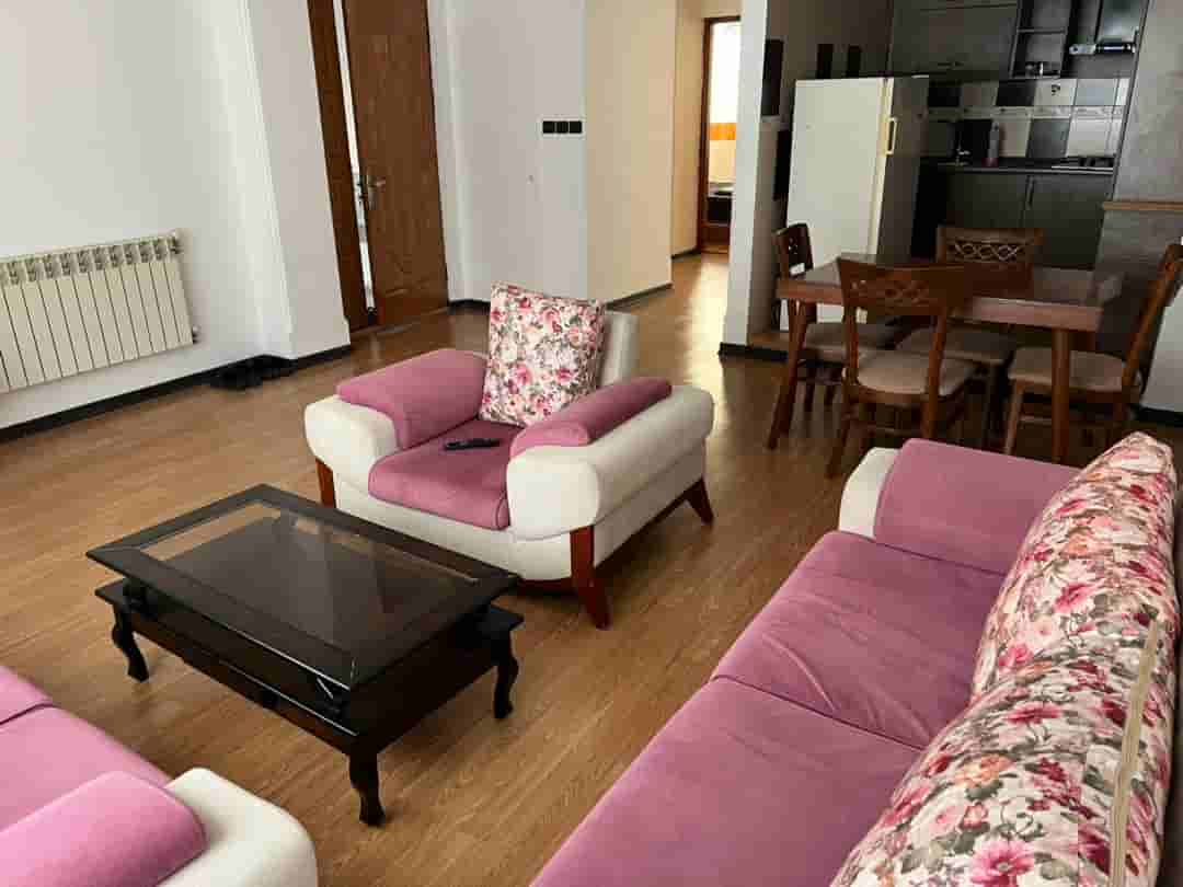 اجاره آپارتمان مبله در خیابان امام خمینی بندر کاووس-دو خوابه طبقه اول80 متری