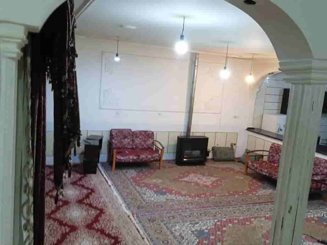اجاره منزل ویلایی یک خوابه در بلوار دنا سمیرم - 135متر