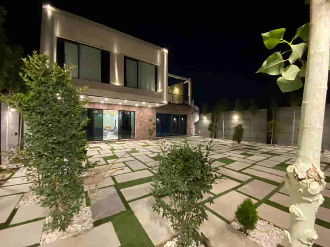 اجاره ویلا دوبلکس چهار خواب با استخر سرپوشیده آبگرم در چهارباغ