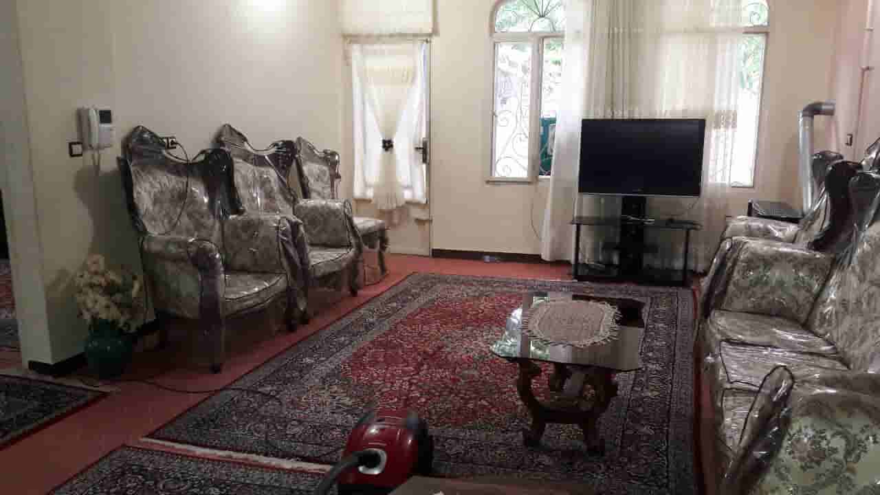 اجاره منزل ویلایی تک خواب در بروجرد