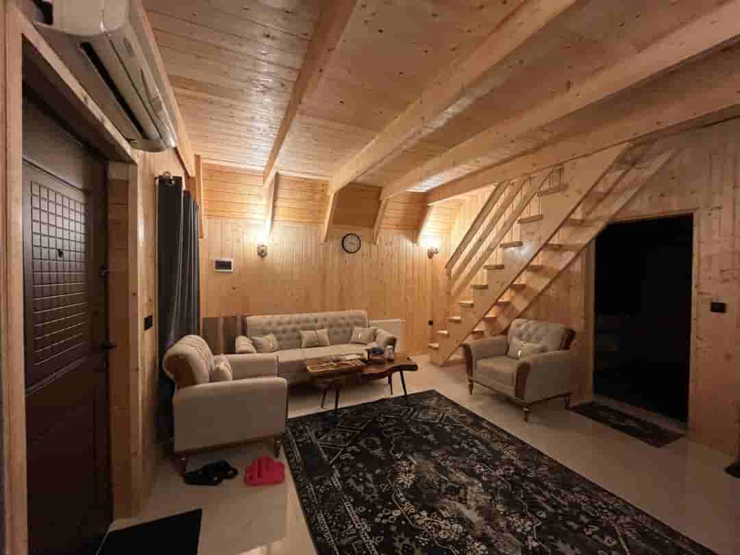 اجاره کلبه سوئیسی جکوزی دار در تنکابن