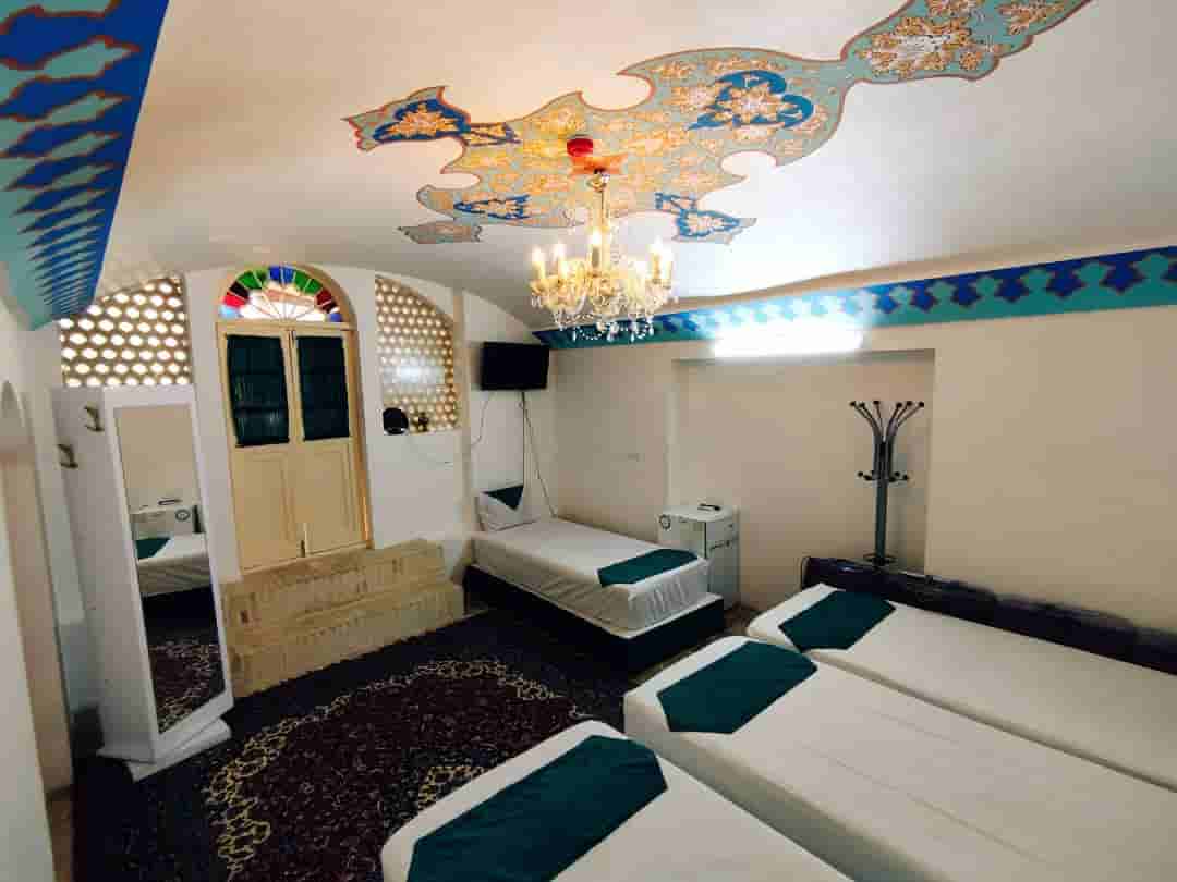اجاره اتاق بومگردی چهار تخته مستر در کاشان - 106