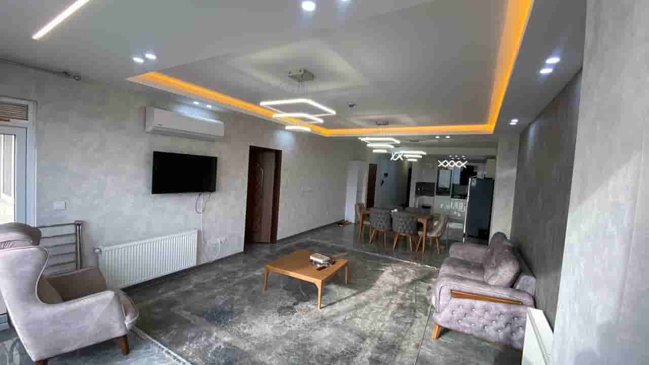 اجاره آپارتمان مبله سه خوابه در خیابان ابیوردی شیراز - طبقه چهارم