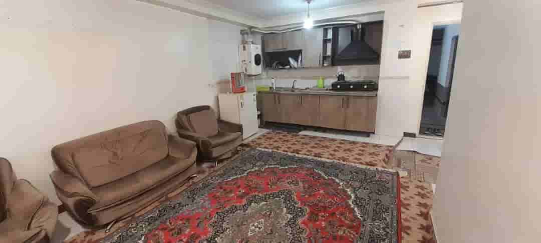 اجاره منزل مبله درخیابان شهید رجایی کنگان- نزدیک ساحل