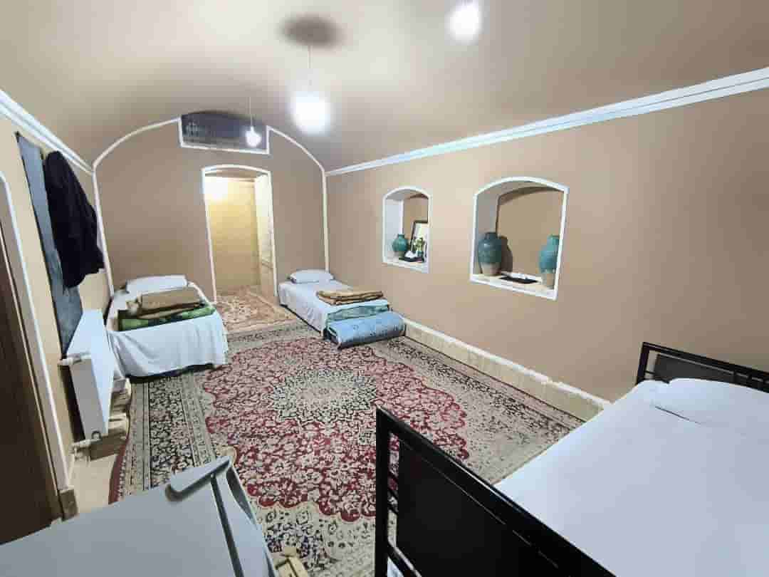 اجاره اقامتگاه بومگردی در خیابان انقلاب یزد - هاستل آقایان