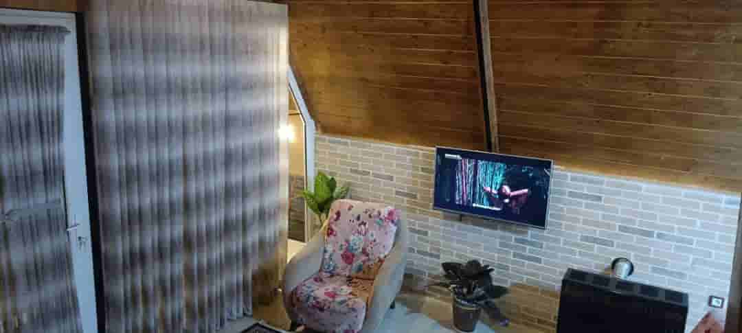 اجاره کلبه سوئیسی جنگلی در شاندرمن