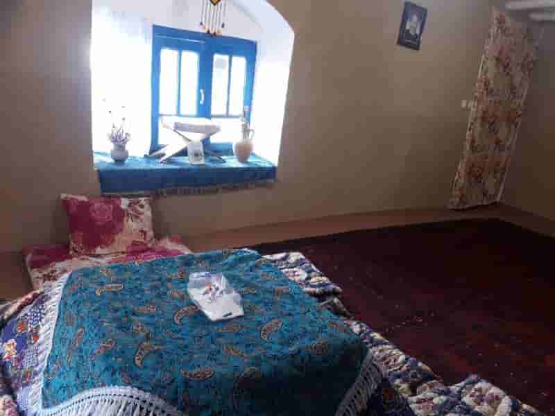 اجاره اتاق بومگردی در درخت سپیدار بینالود  - عمه نرگس