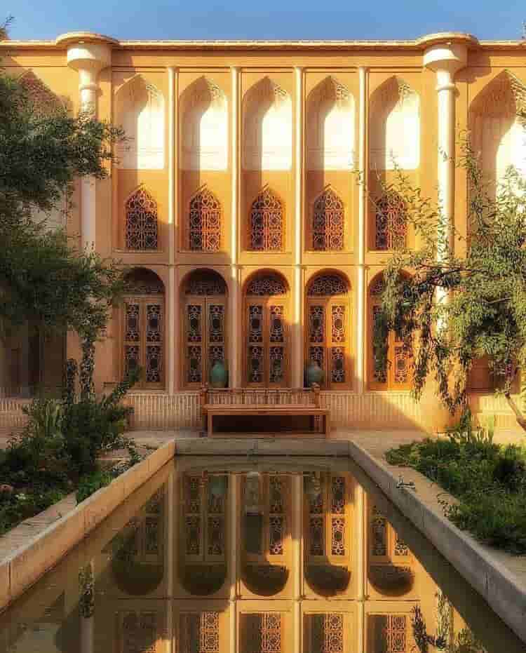 اجاره سوئیت سنتی دو تخته در یزد - میترا
