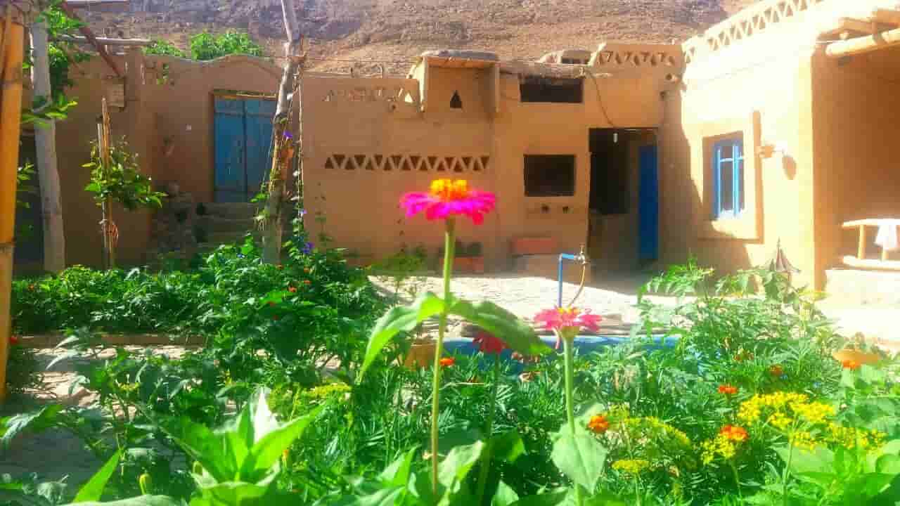 اجاره اقامتگاه بومگردی در قلعه بالا بیارجمند  - اتاق5