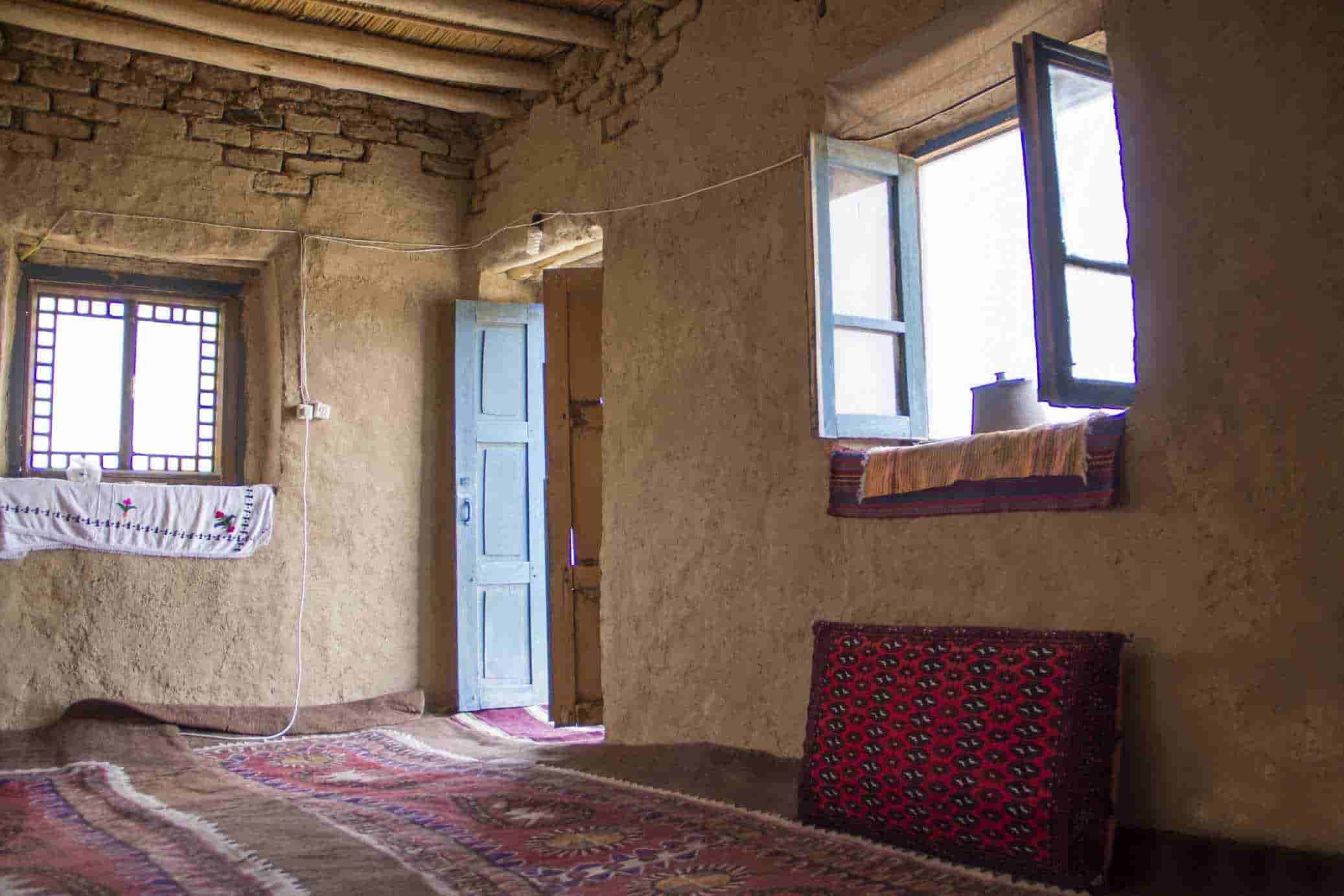 اجاره اقامتگاه بومگردی در  قلعه بالا بیارجمند