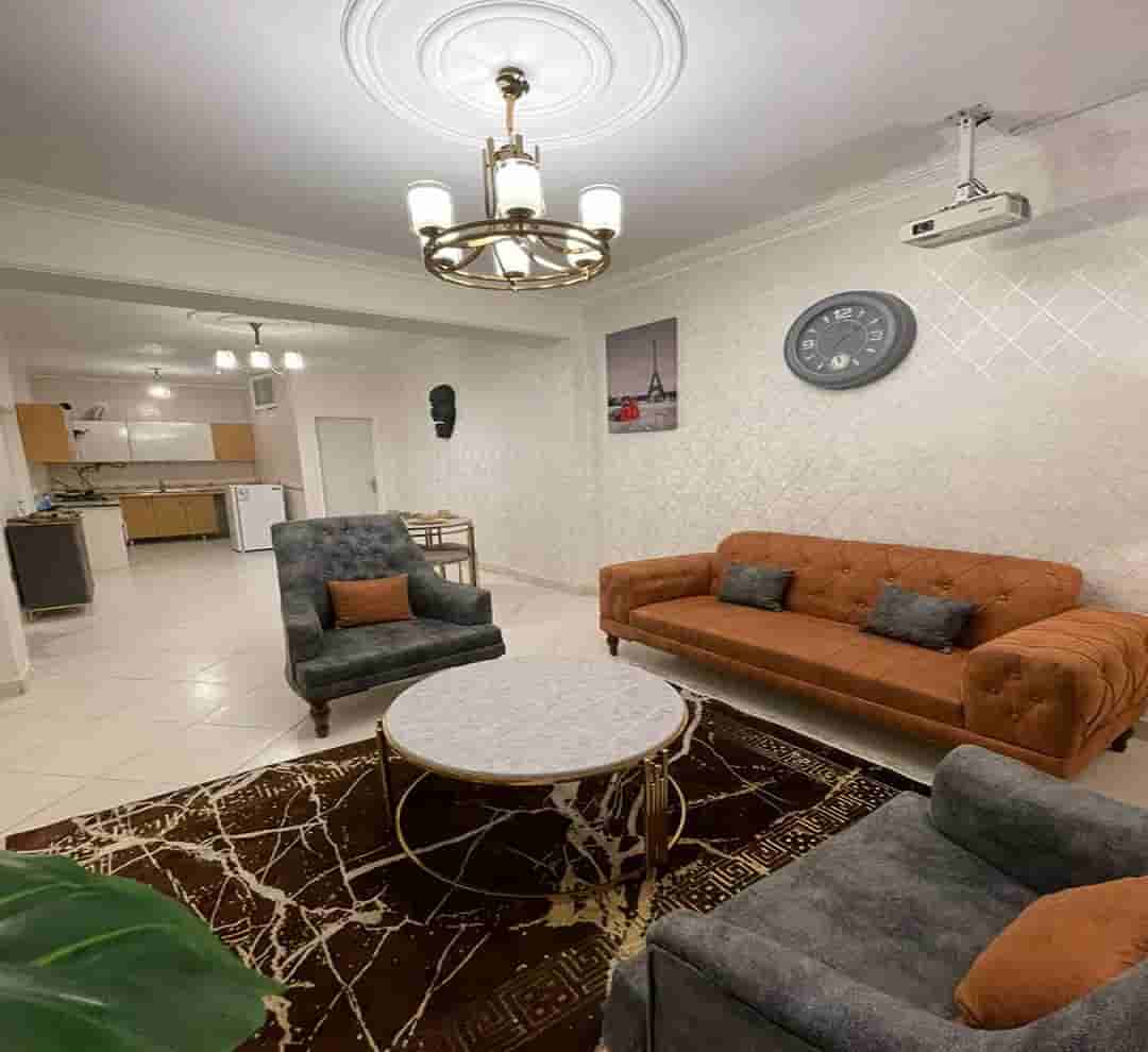 اجاره آپارتمان در صیاد شیرازی طبقه اول - شرق تهران
