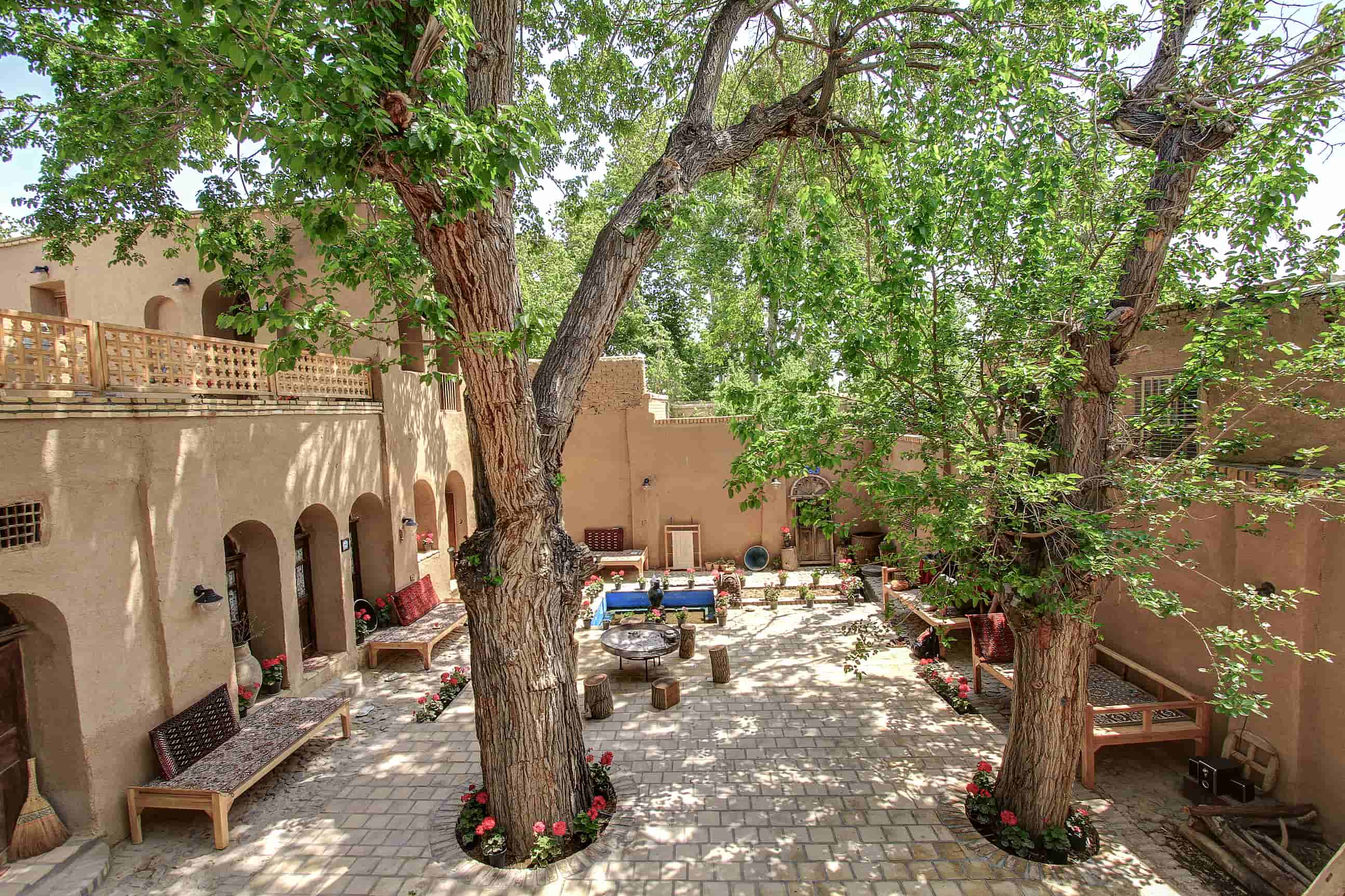 اجاره خانه سنتی در نطنز اصفهان - ایوان