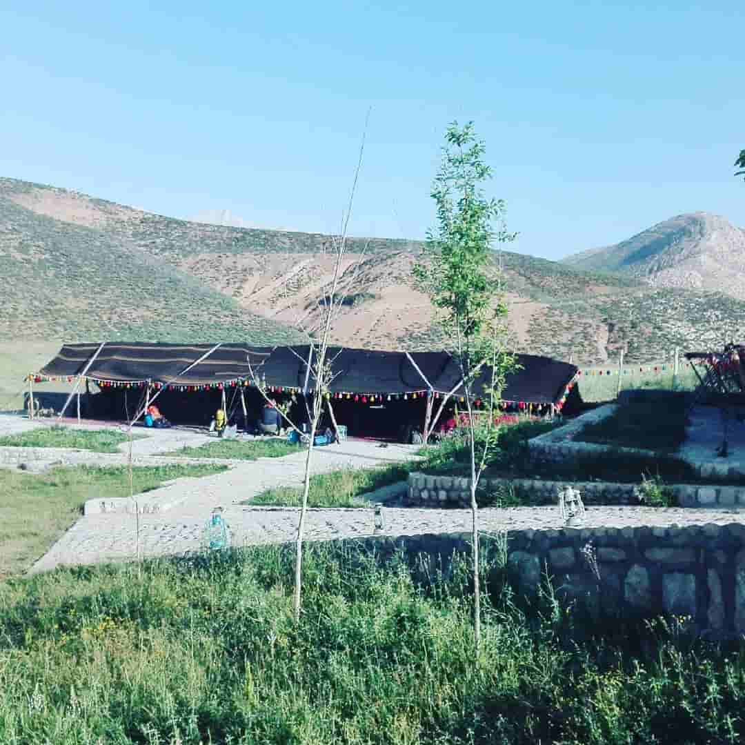 اجاره چادر بومگردی عشایری در حومه چلگرد - کوهرنگ