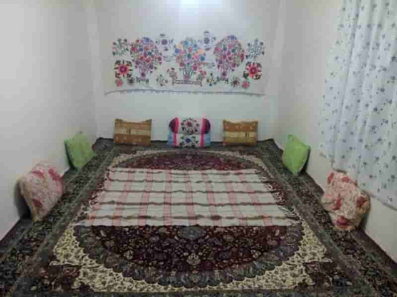اجاره اقامتگاه بومگردی و خانه سنتی در حسین آباد شاهرود