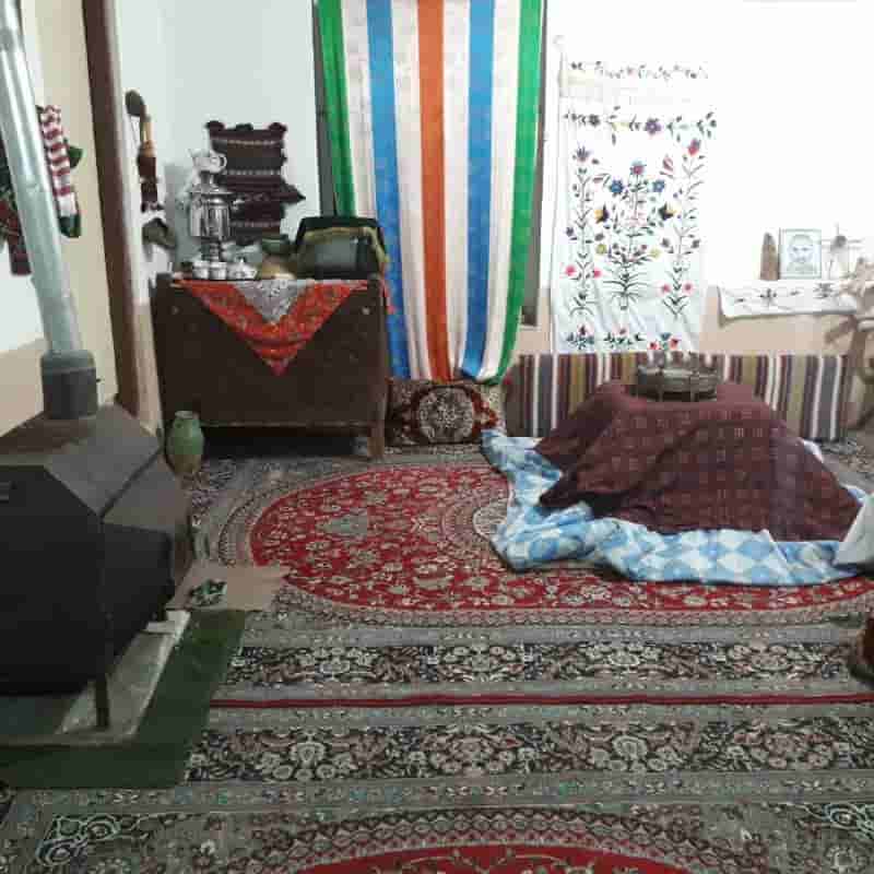 اجاره اقامتگاه بومگردی در شفت _ اتاق 3