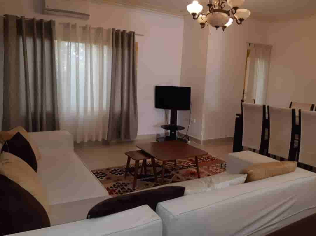 اجاره آپارتمان مبله در فاز 4 صدف دوخوابه طبقه ی دو