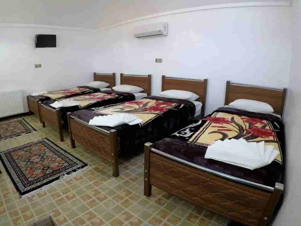 اجاره اقامتگاه بومگردی در کمال الملک کاشان - 4 تخته