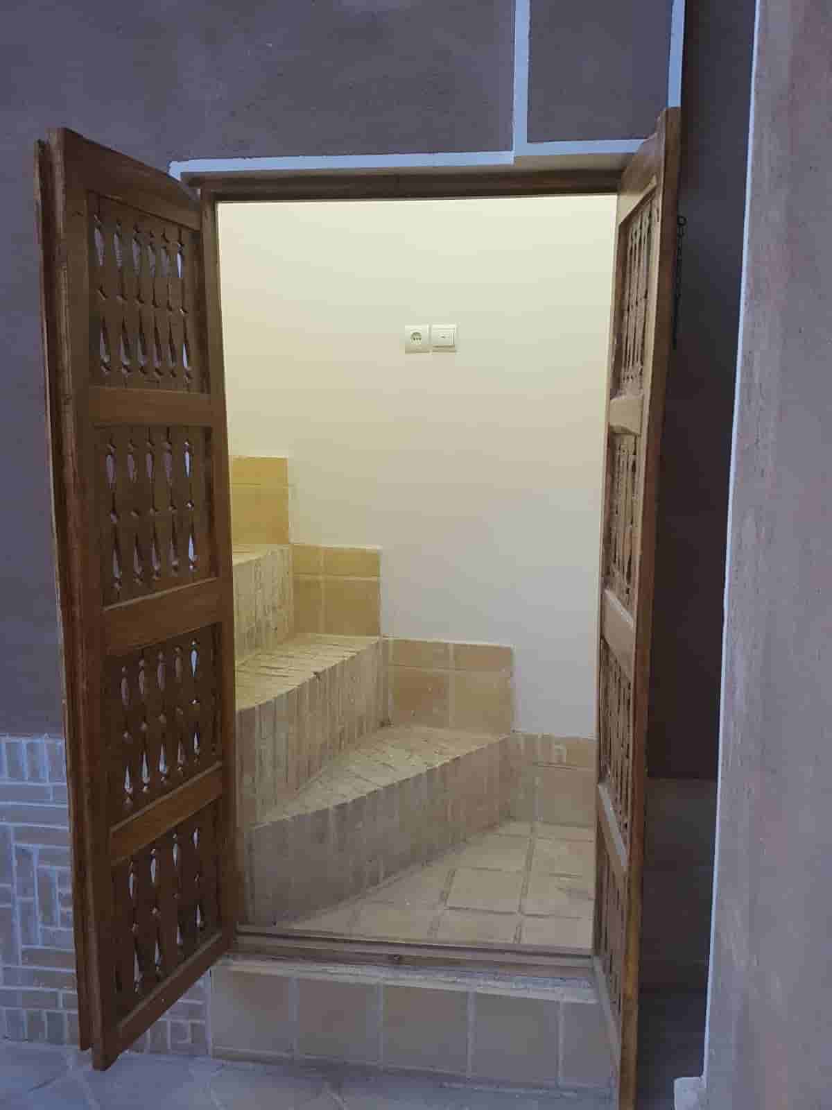 عکس اجاره اقامتگاه سنتی در کاشان  - گوشواره بالا 