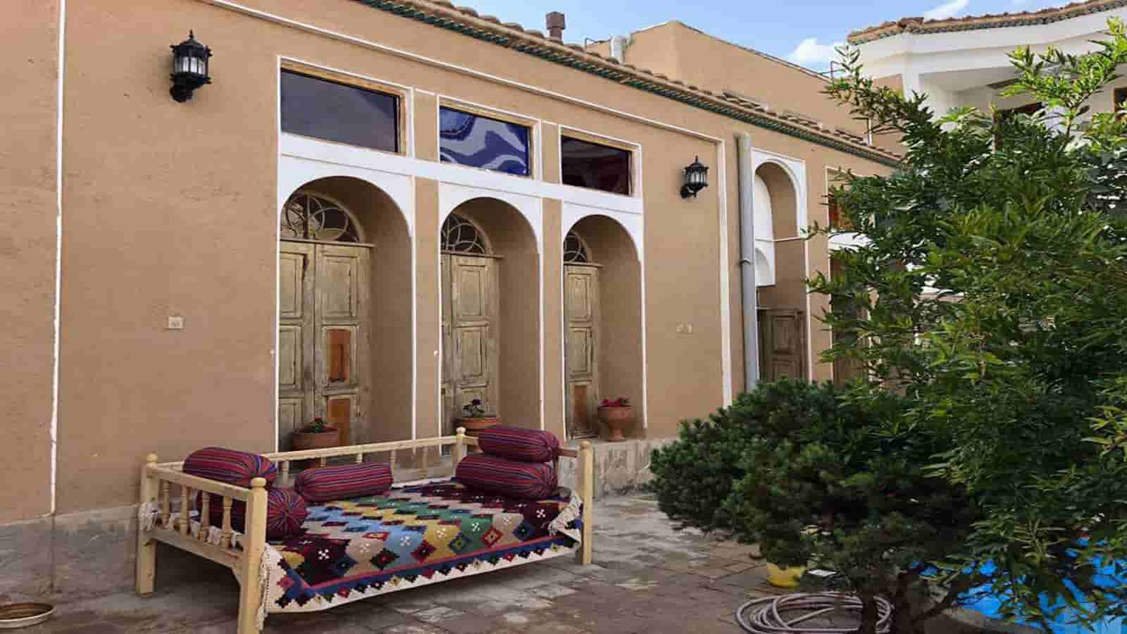 اجاره خانه روستایی در دستجرد ورزنه - اسفند