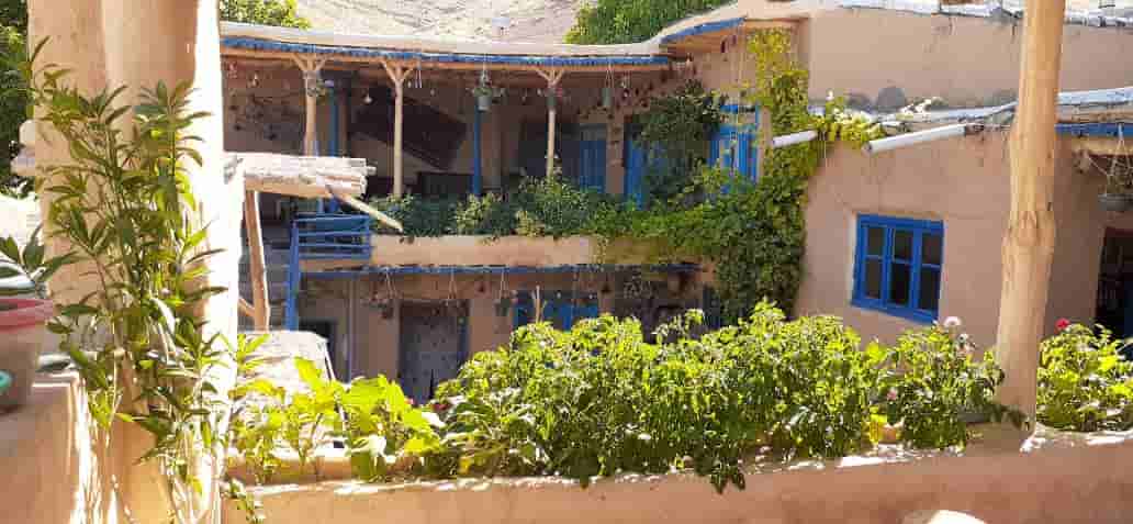 اجاره اقامتگاه سنتی در زوارم شیروان