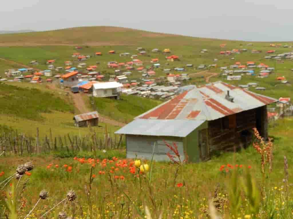 اجاره کلبه سنتی ییلاقی در سوباتان لیسار - تالش