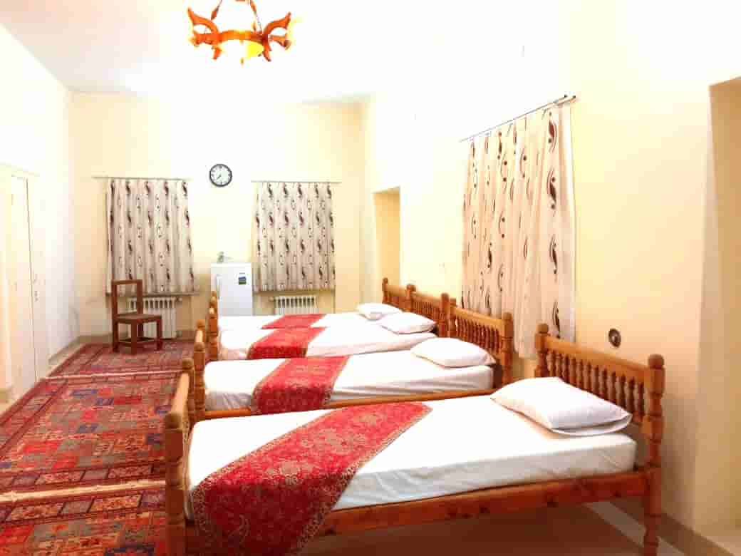 اجاره اتاق سنتی در بعثت یزد - نگارستان